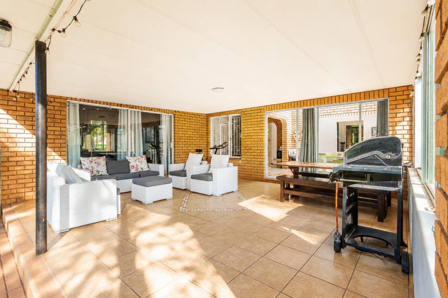 4 Bedroom Property for Sale in Rietfontein AH North West